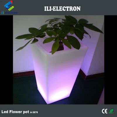 چین عرضه کننده در فضای باز LED روشن روشن مربع گیاه گلدان 80000hr عمر باتری