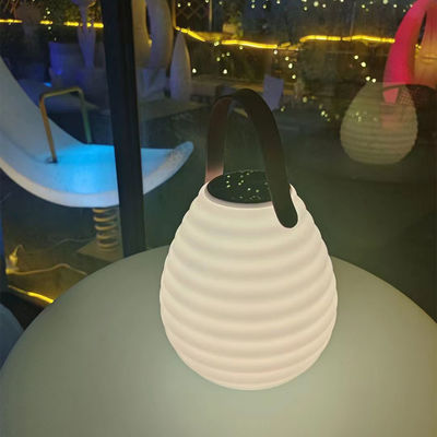 فانوس LED قابل حمل به شکل قطره آب 3500K برای باغ در فضای باز
