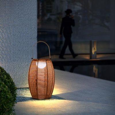 لامپ کف سایه رتان در خارج از منزل خورشیدی IP65 ضد آب