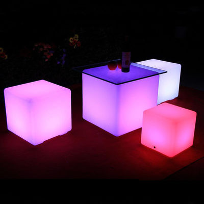 چراغ LED پلاستیکی با کنترل از راه دور و روشنایی قابل تنظیم
